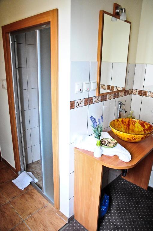 Osrodek Uslug Hotelarskich Kinga Wieliczka Room photo